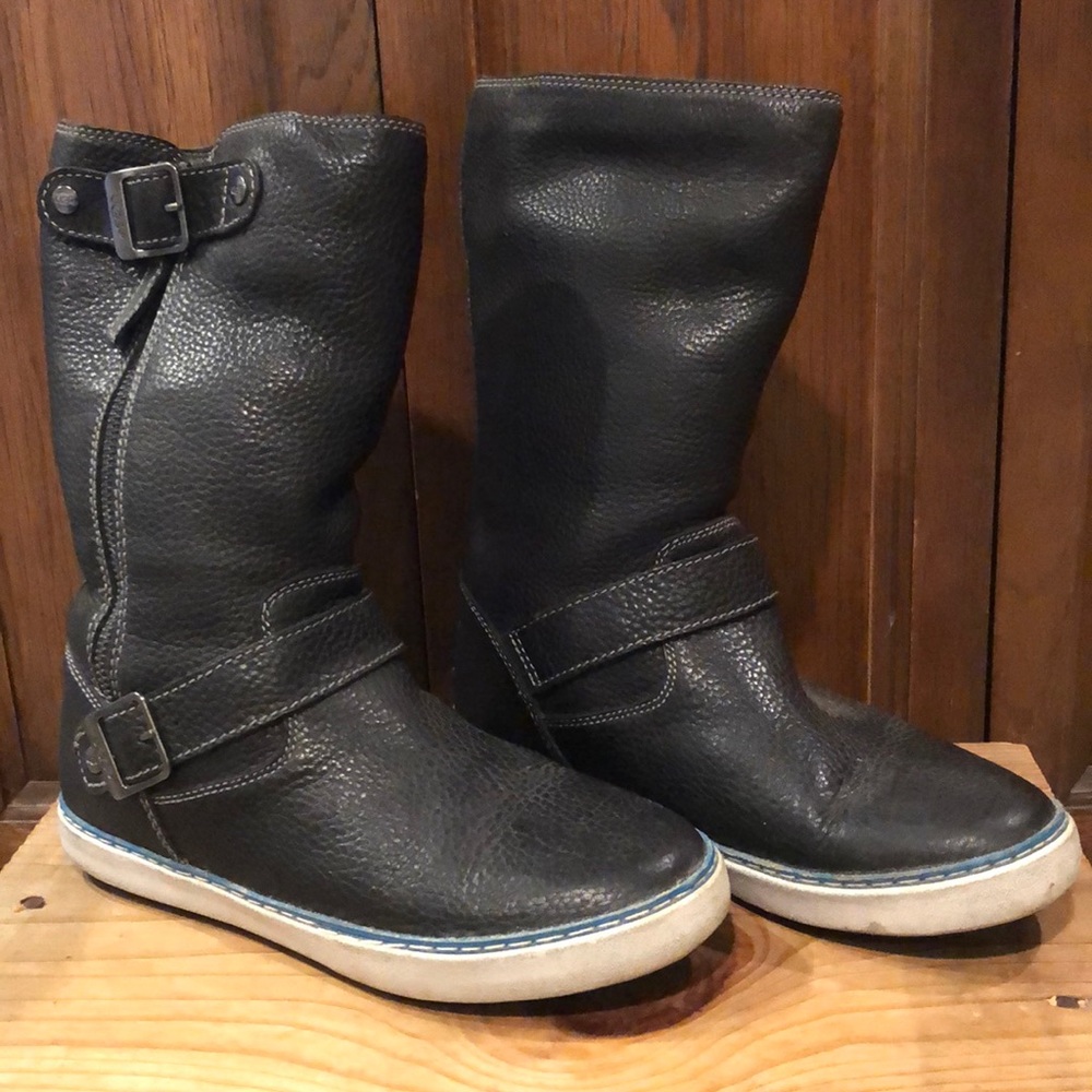Ugg Boots Black size 7.5